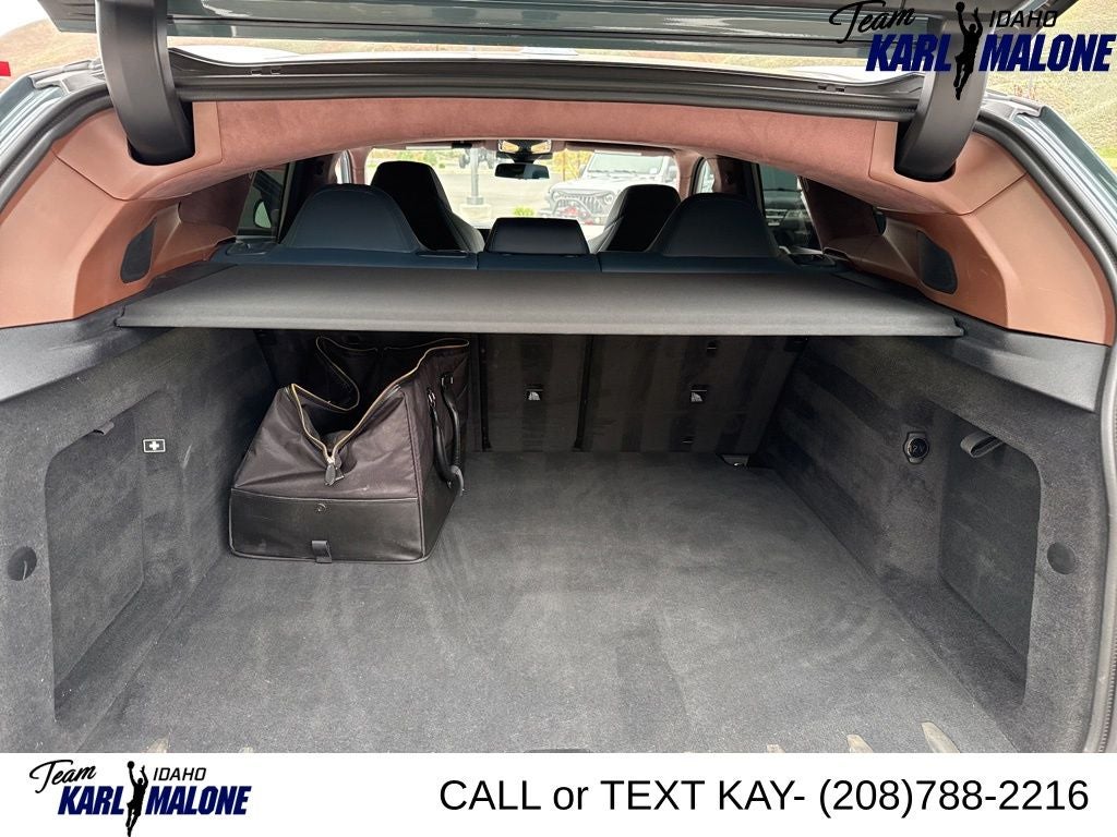 2023 BMW XM Base