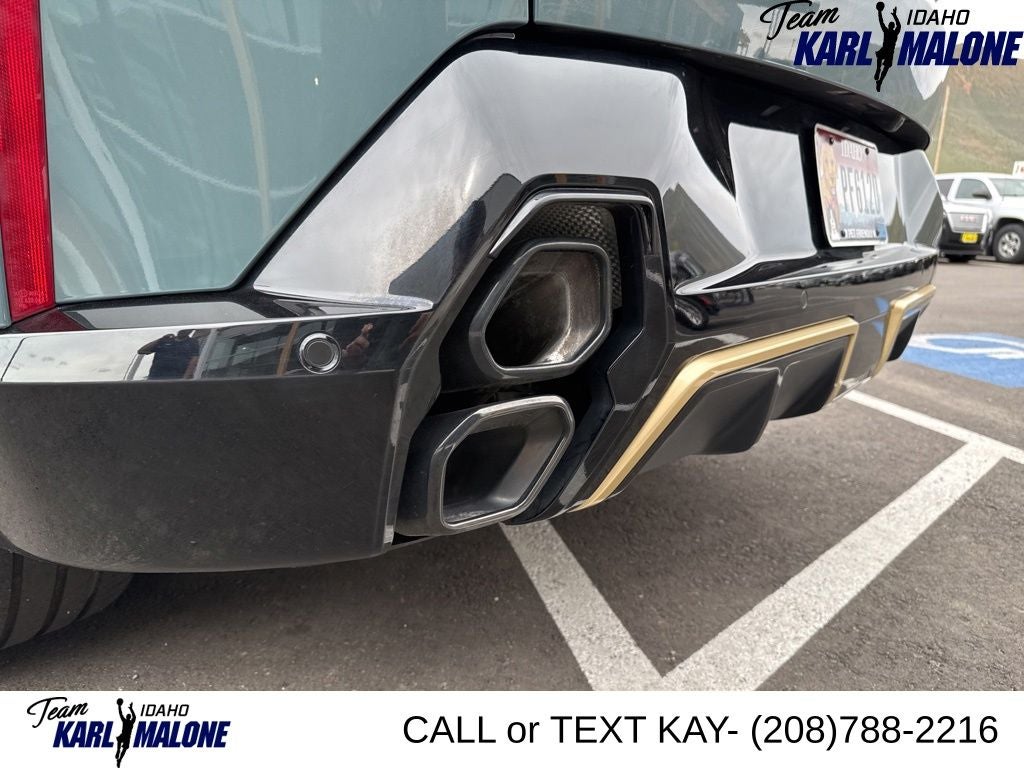 2023 BMW XM Base