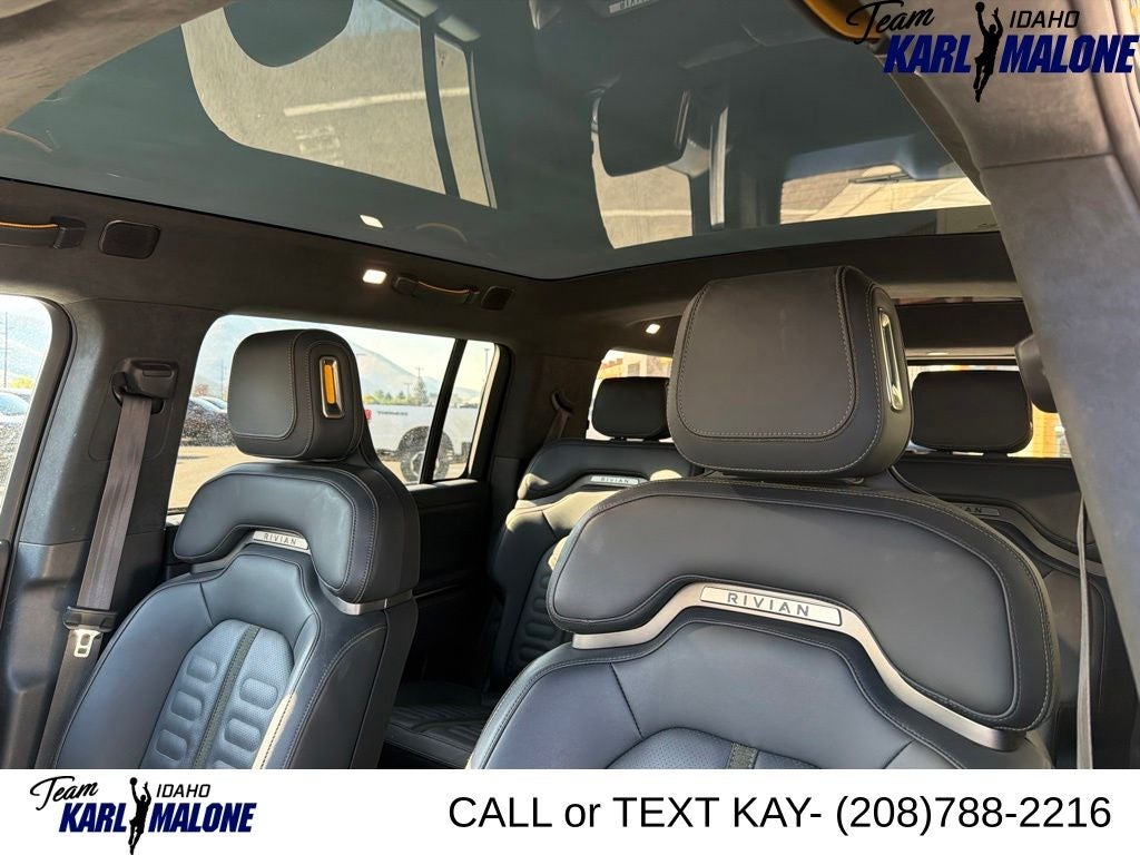 2023 Rivian R1S Adventure