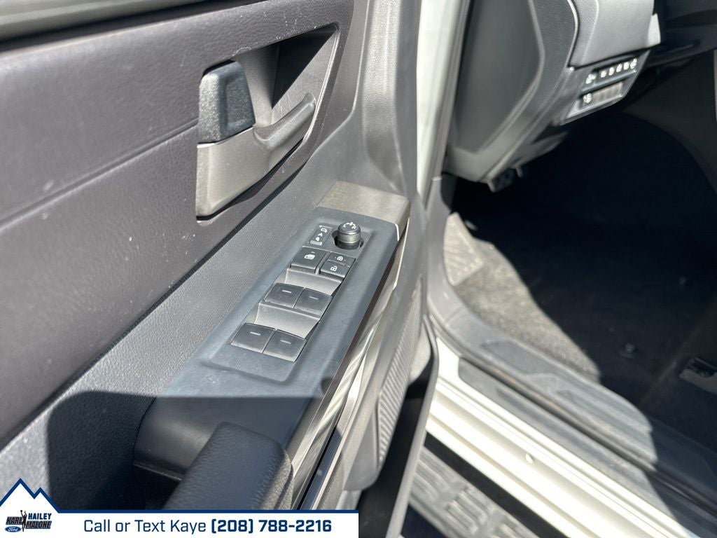 2025 Toyota Sequoia Base