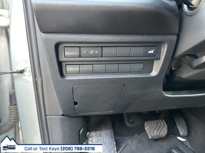 2022 Mitsubishi Outlander Base