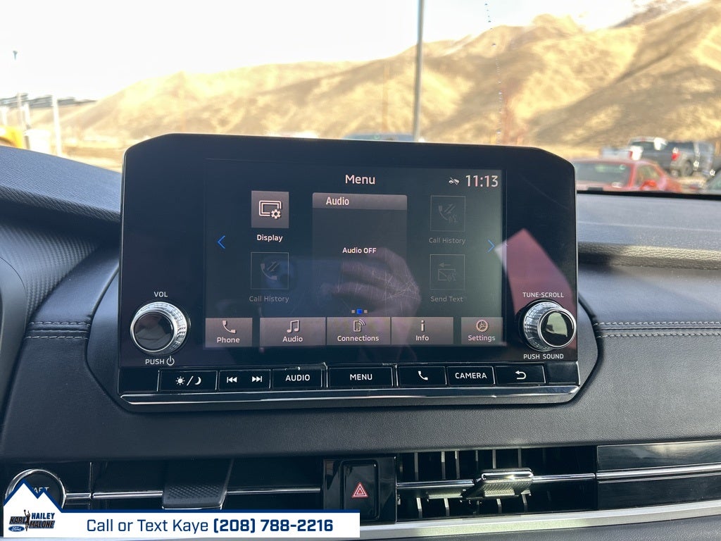 2022 Mitsubishi Outlander Base