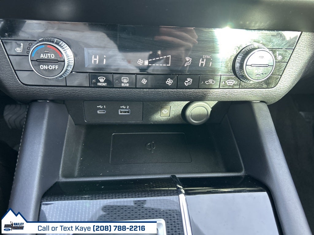 2022 Mitsubishi Outlander Base