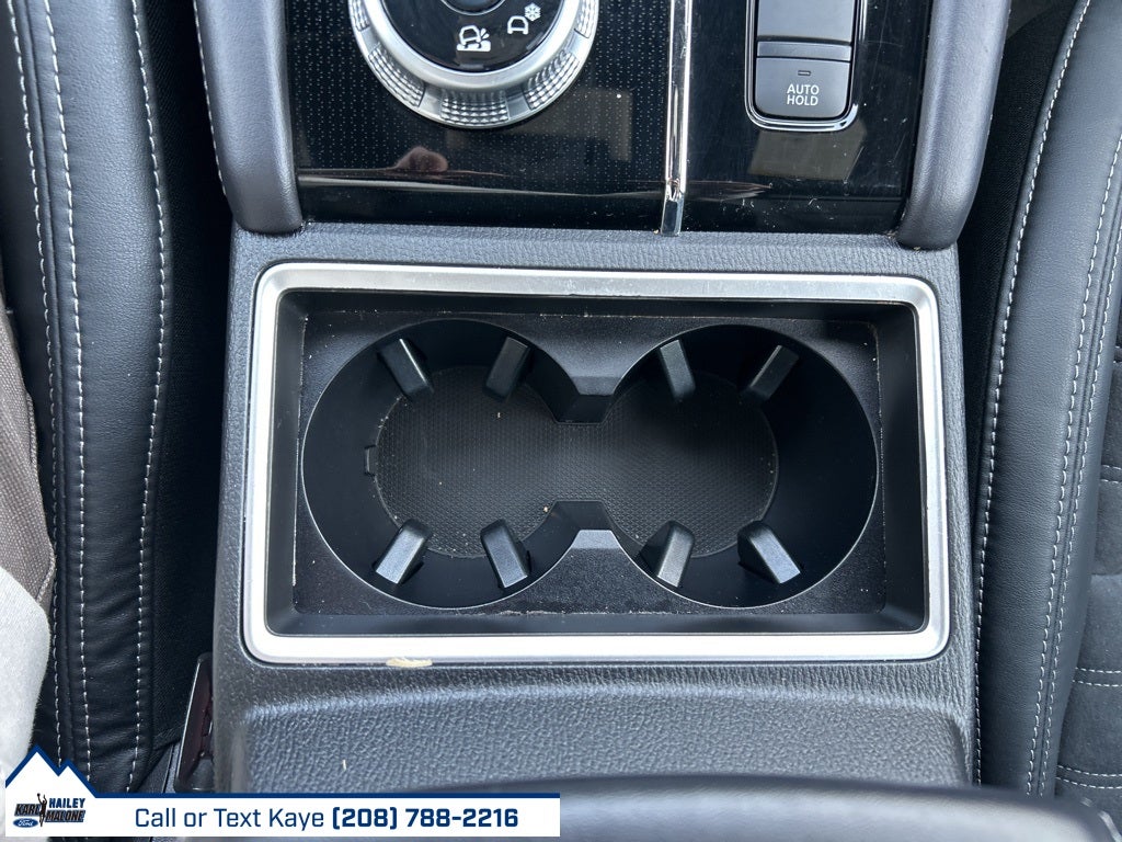 2022 Mitsubishi Outlander Base