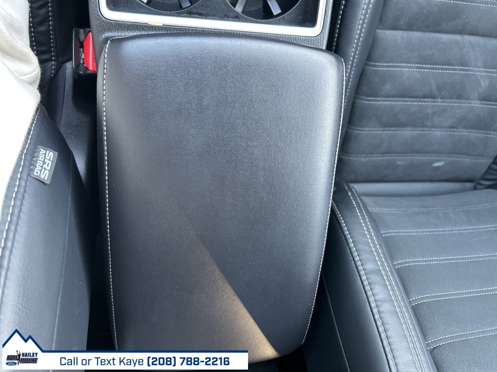 2022 Mitsubishi Outlander Base