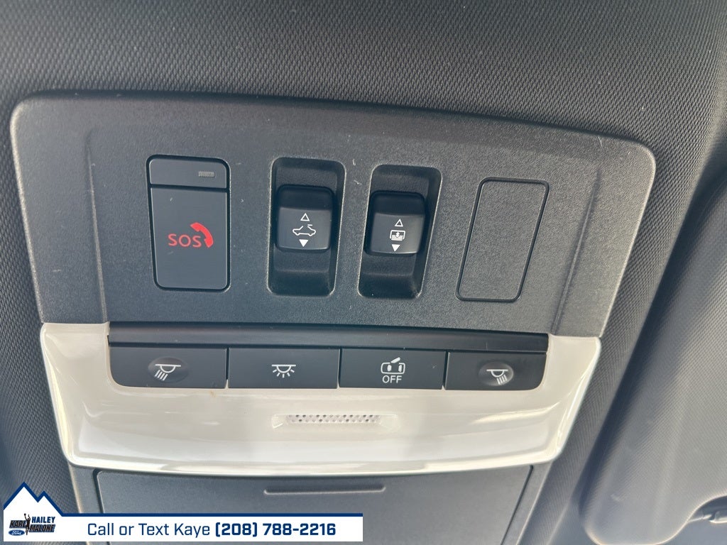 2022 Mitsubishi Outlander Base