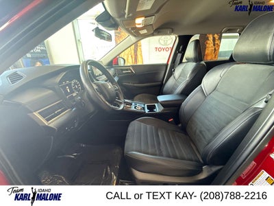 2025 Mitsubishi Outlander PHEV Base