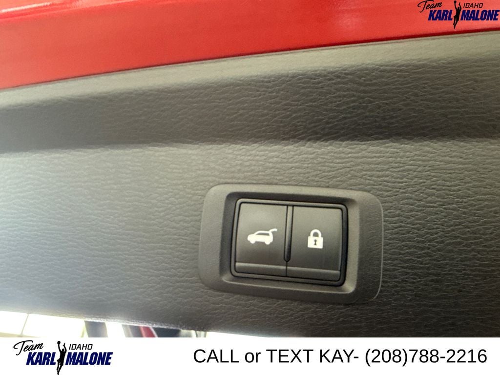 2025 Mitsubishi Outlander PHEV Base