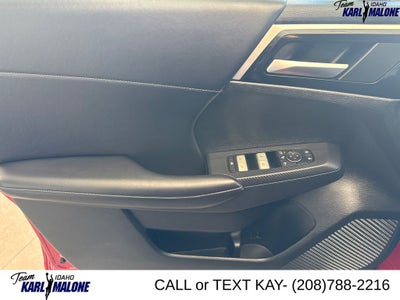 2025 Mitsubishi Outlander PHEV Base