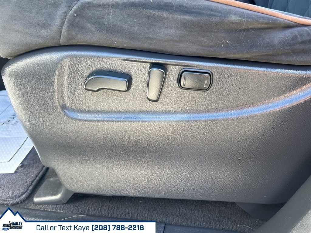 2017 Nissan Armada SV