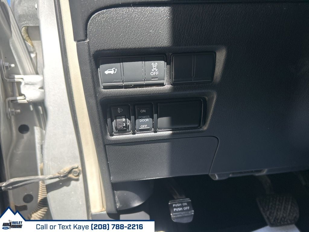 2017 Nissan Armada SV