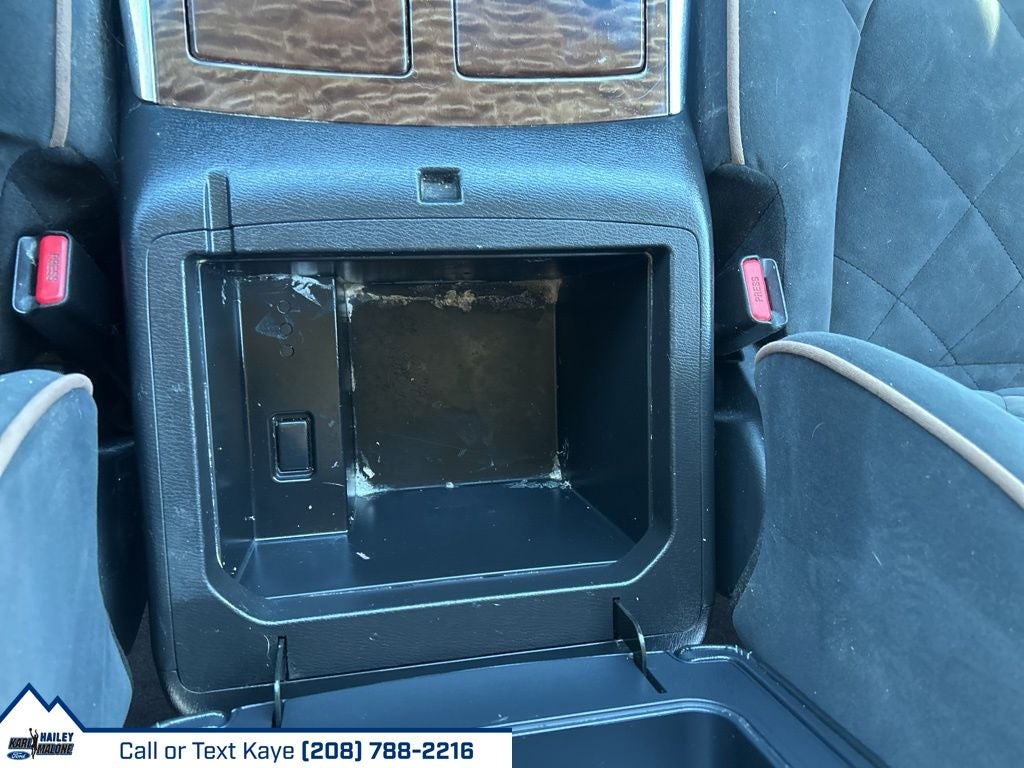 2017 Nissan Armada SV