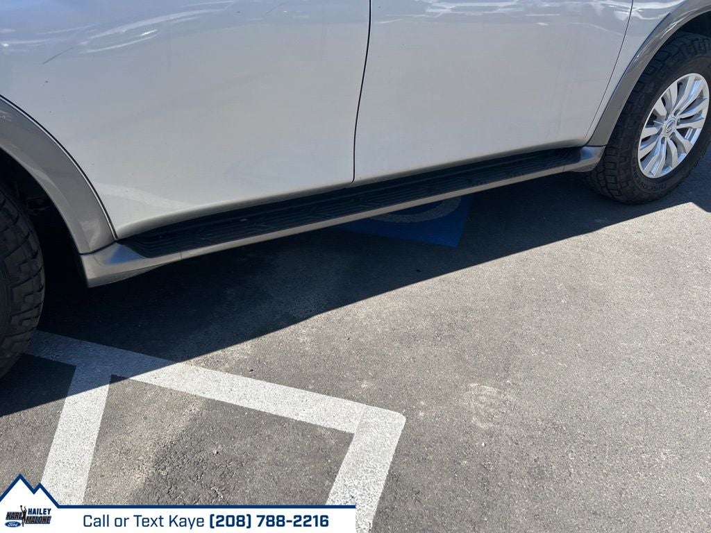 2017 Nissan Armada SV