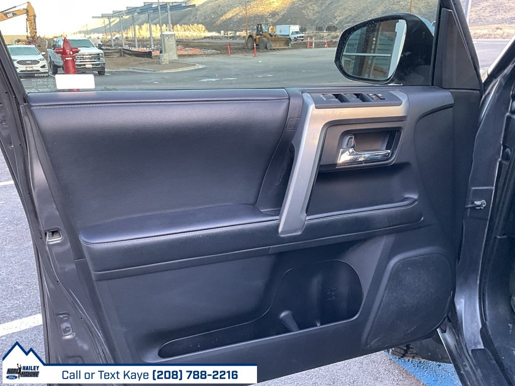 2020 Toyota 4Runner SR5