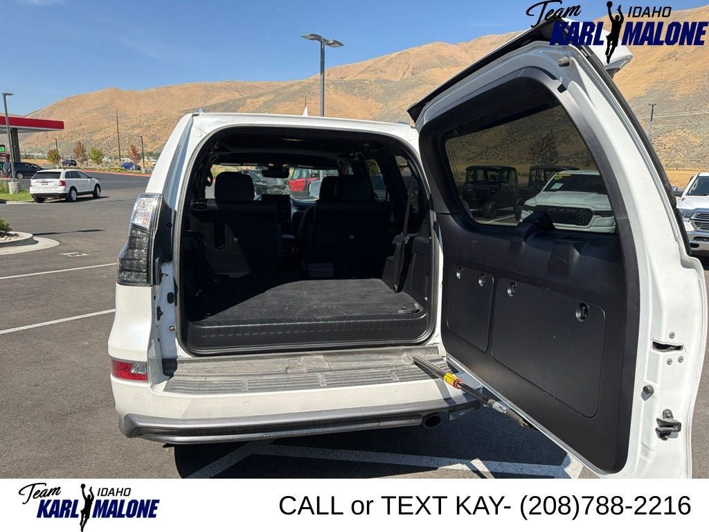 2023 Lexus GX 460
