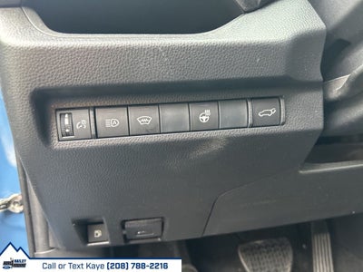 2023 Toyota RAV4 Hybrid SE