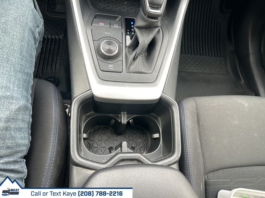 2023 Toyota RAV4 Hybrid SE