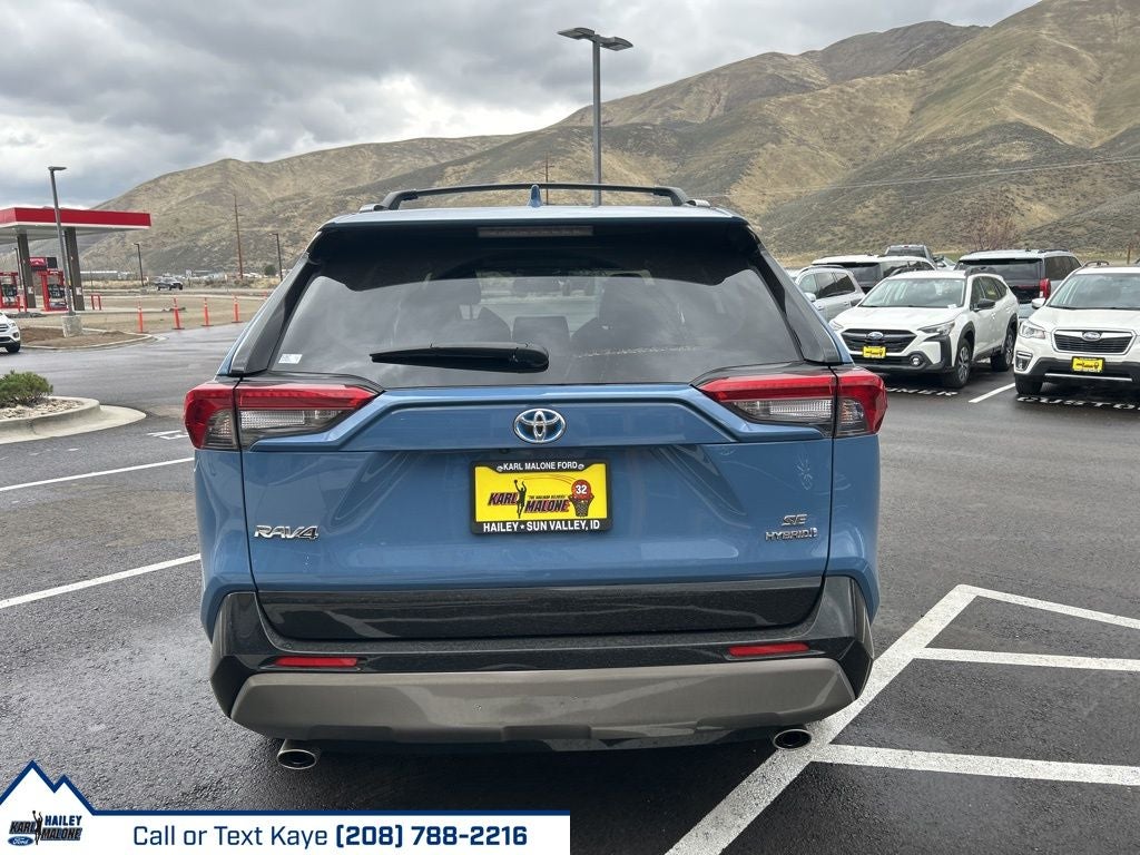 2023 Toyota RAV4 Hybrid SE