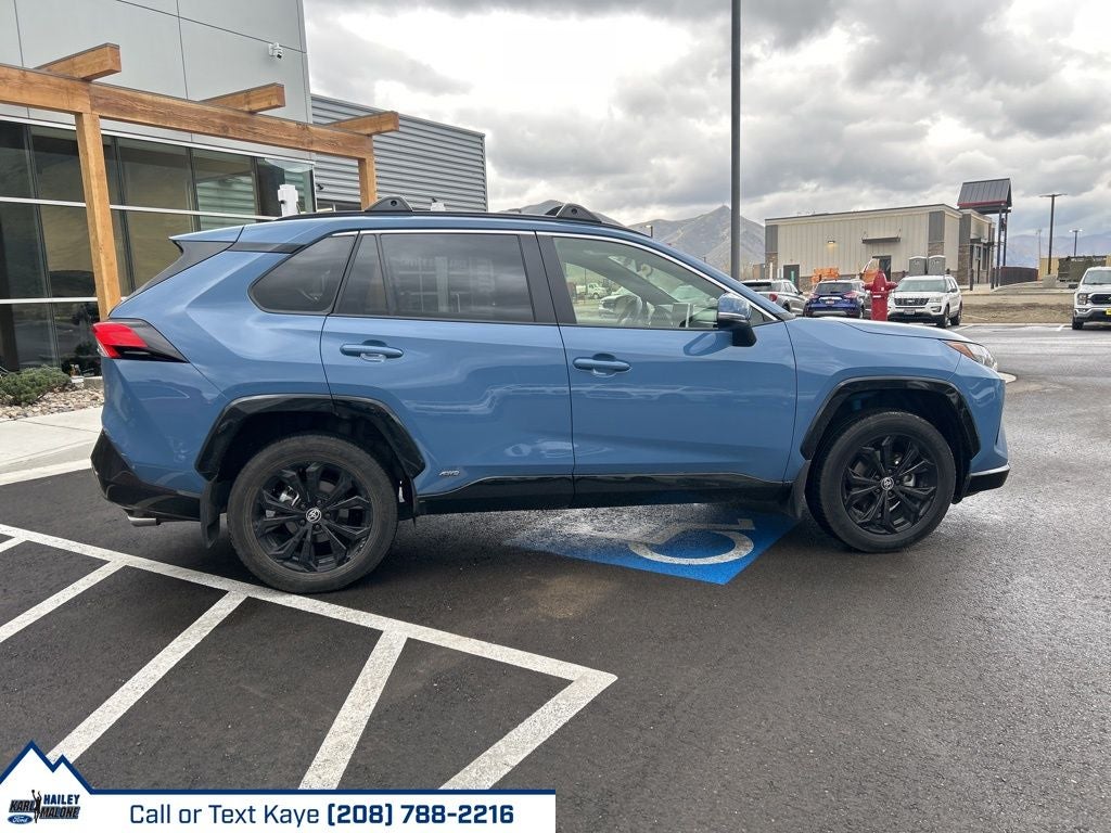 2023 Toyota RAV4 Hybrid SE