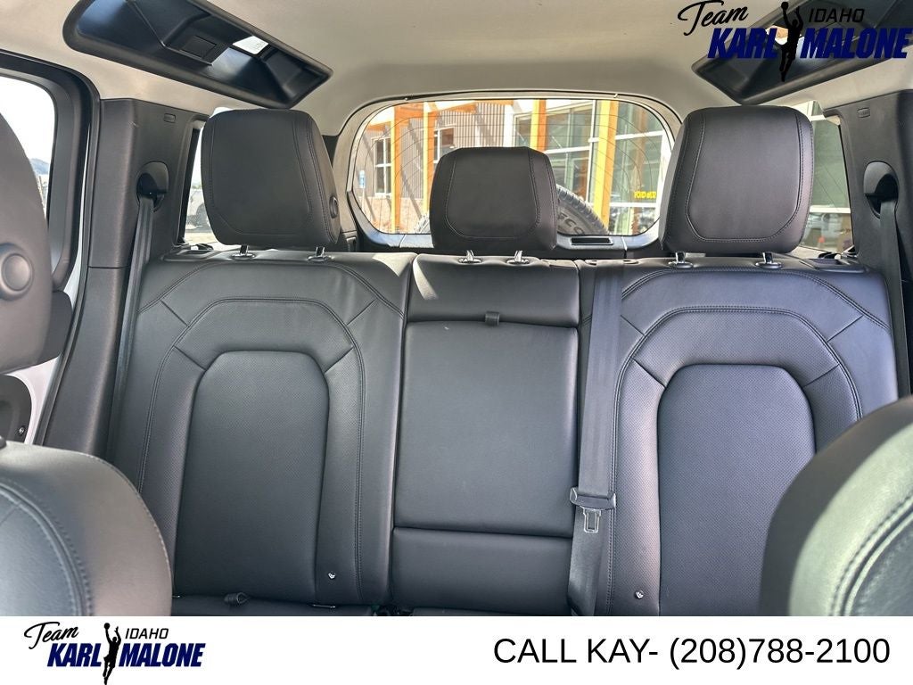 2023 Land Rover Defender 110 S