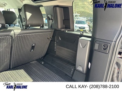 2023 Land Rover Defender 110 S