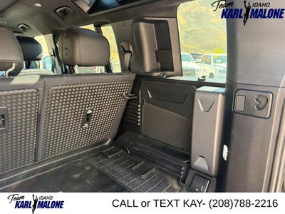 2025 Land Rover Defender 110 Sedona Red