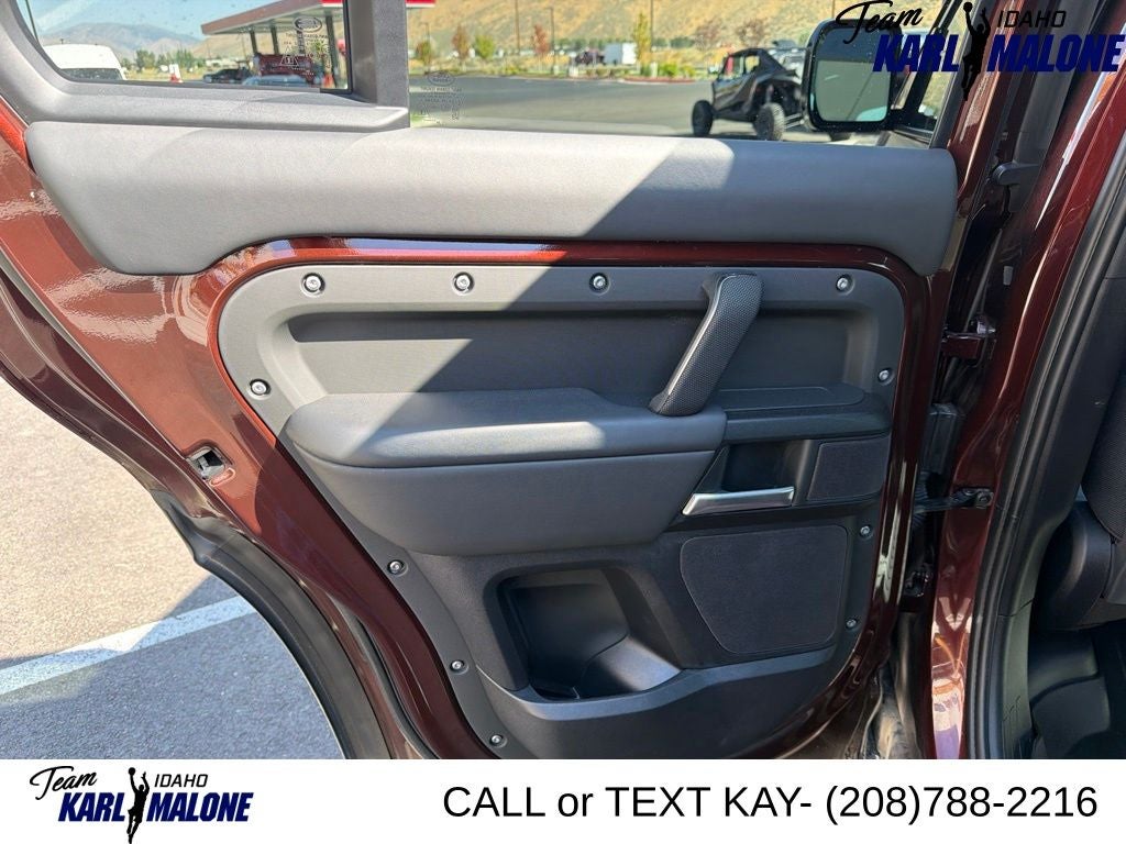 2025 Land Rover Defender 110 Sedona Red