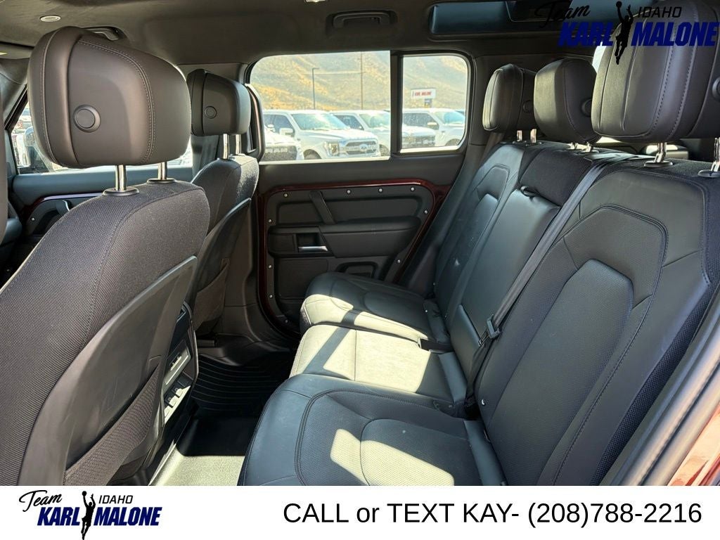 2025 Land Rover Defender 110 Sedona Red