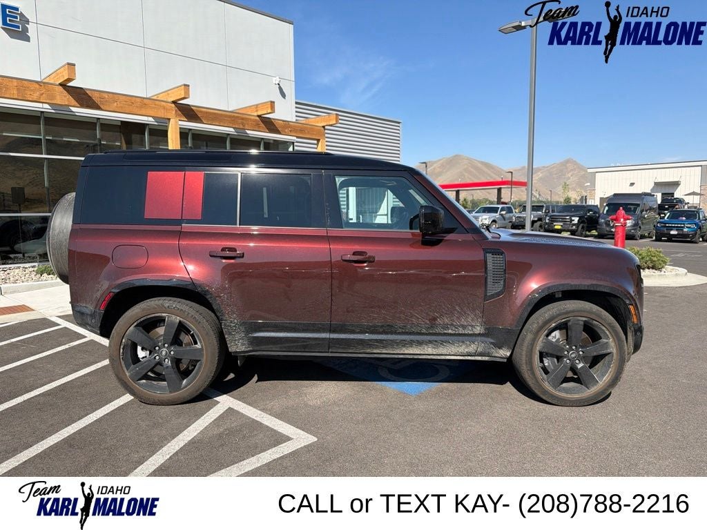 2025 Land Rover Defender 110 Sedona Red