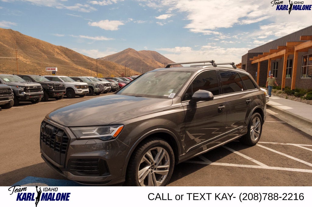 2021 Audi Q7 45 Premium Plus quattro