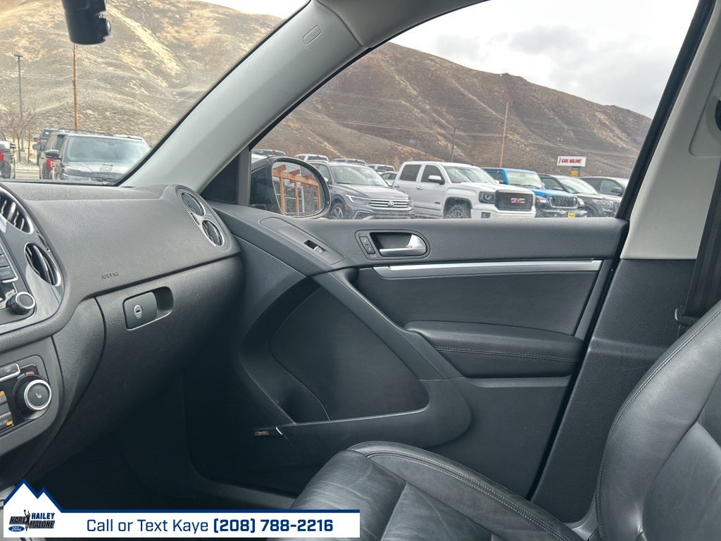 2012 Volkswagen Tiguan 4Motion
