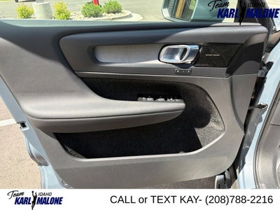 2022 Volvo XC40 T5 Inscription