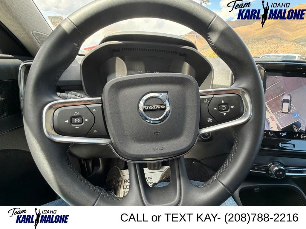 2022 Volvo XC40 T5 Inscription