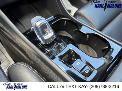 2022 Volvo XC40 T5 Inscription