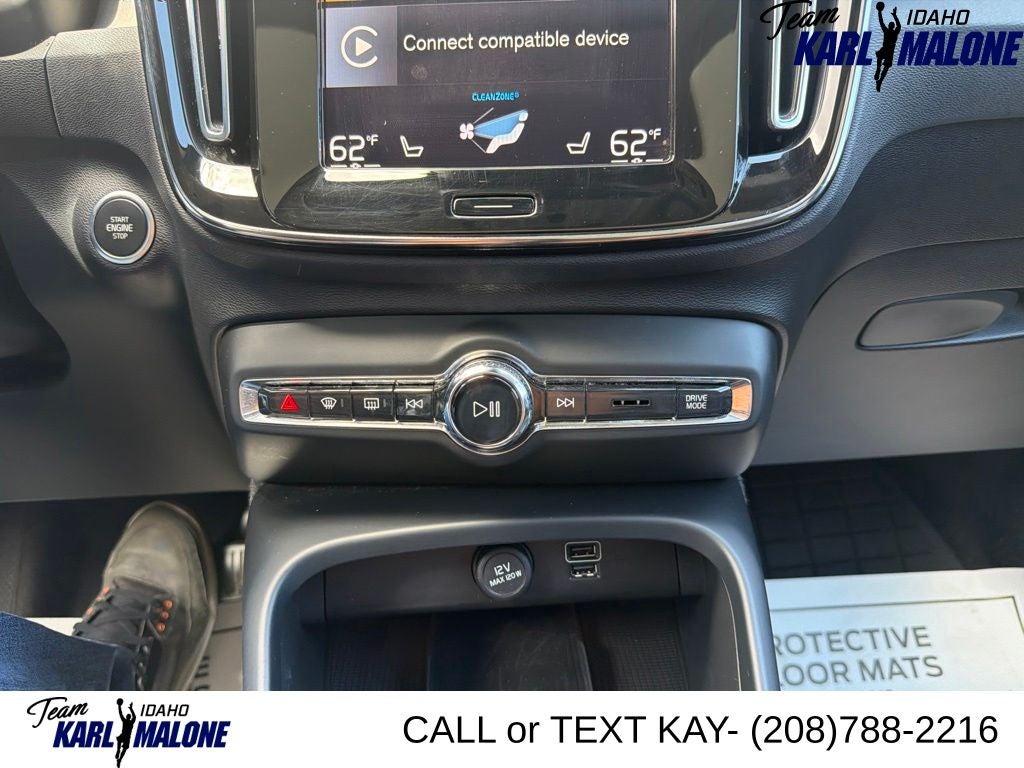 2022 Volvo XC40 T5 Inscription