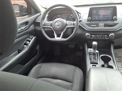2020 Nissan Altima 2.5 SV