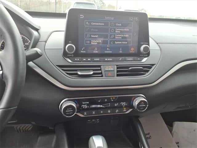 2020 Nissan Altima 2.5 SV