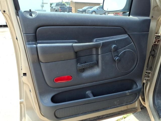 2002 Dodge Ram 1500 Base