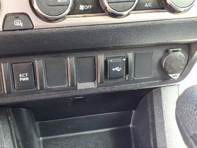2022 Toyota Tacoma SR V6