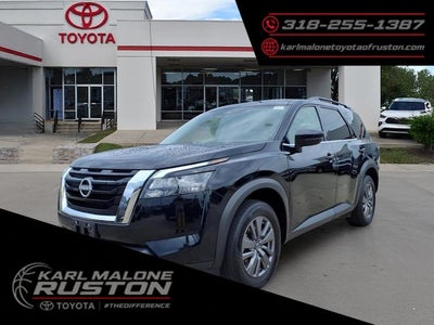 2025 Nissan Pathfinder SV
