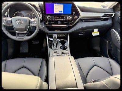 2026 Toyota Highlander XLE