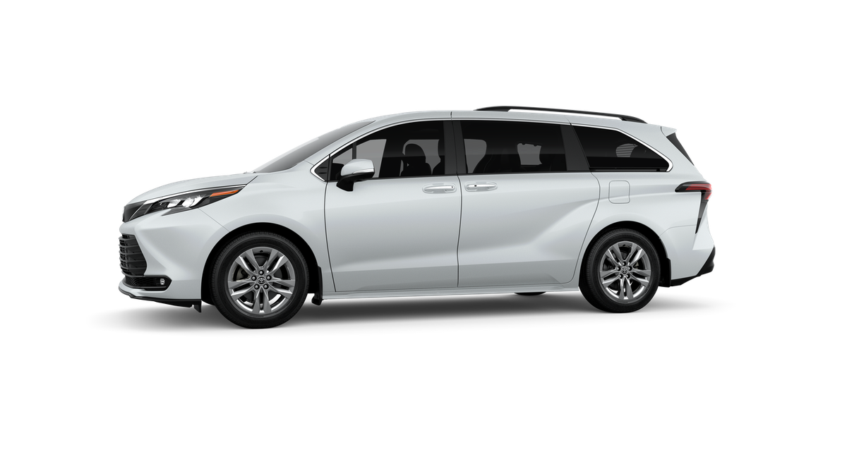 2026 Toyota Sienna XLE 7 Passenger