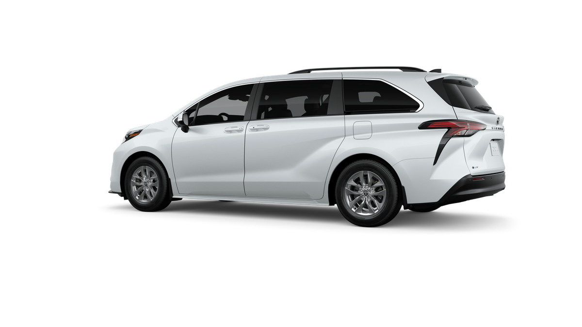2026 Toyota Sienna XLE 8 Passenger
