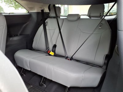 2026 Toyota Sienna XLE 8 Passenger