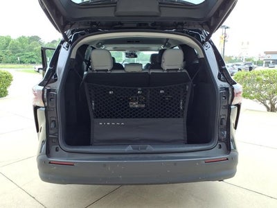 2026 Toyota Sienna XLE 8 Passenger