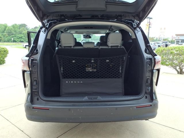 2026 Toyota Sienna XLE 8 Passenger