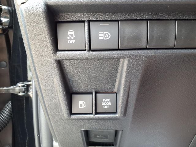 2026 Toyota Sienna XLE 8 Passenger