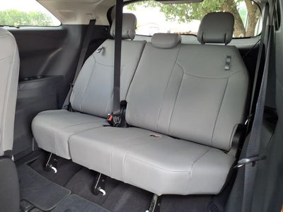 2026 Toyota Sienna XLE 8 Passenger