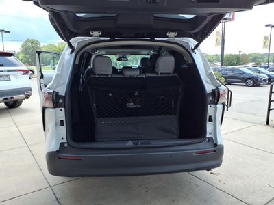 2026 Toyota Sienna XLE 8 Passenger
