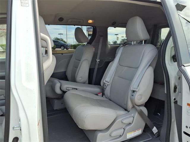 2020 Toyota Sienna Base